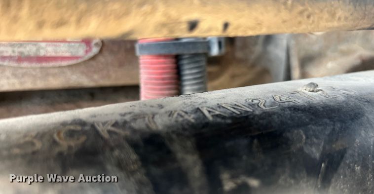 image for item EK8985 2004 Sterling A9500 semi truck