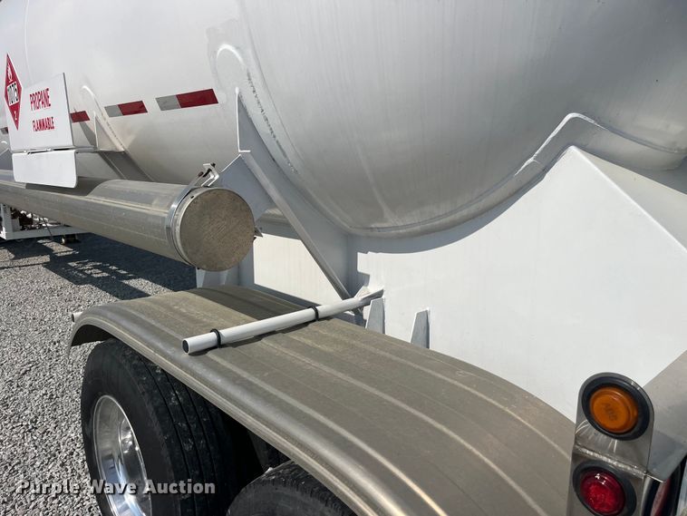 image for item EK8991 2014 Countryside Industries Inc. LPG transport trailer