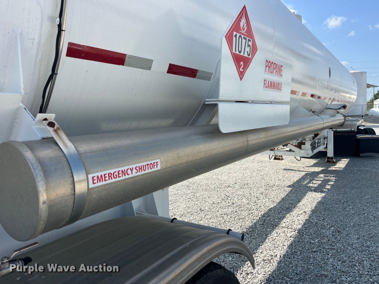 image for item EK8991 2014 Countryside Industries Inc. LPG transport trailer