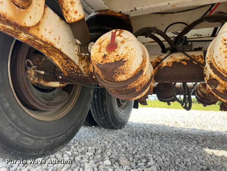 image for item EK8991 2014 Countryside Industries Inc. LPG transport trailer