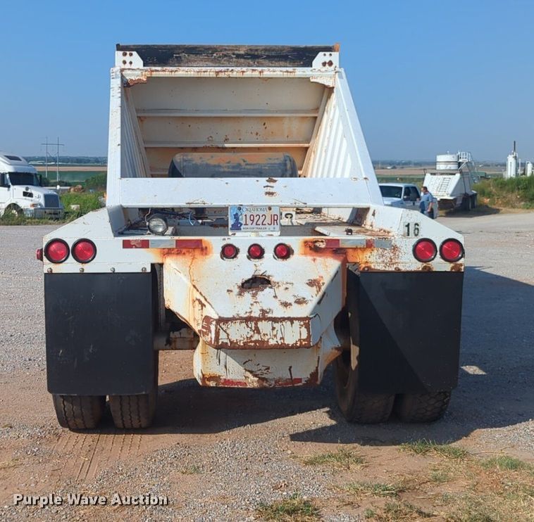 image for item EQ2001 2012 CTS BDT42 bottom dump trailer