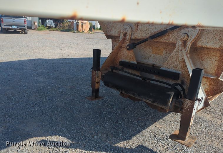 image for item EQ2001 2012 CTS BDT42 bottom dump trailer