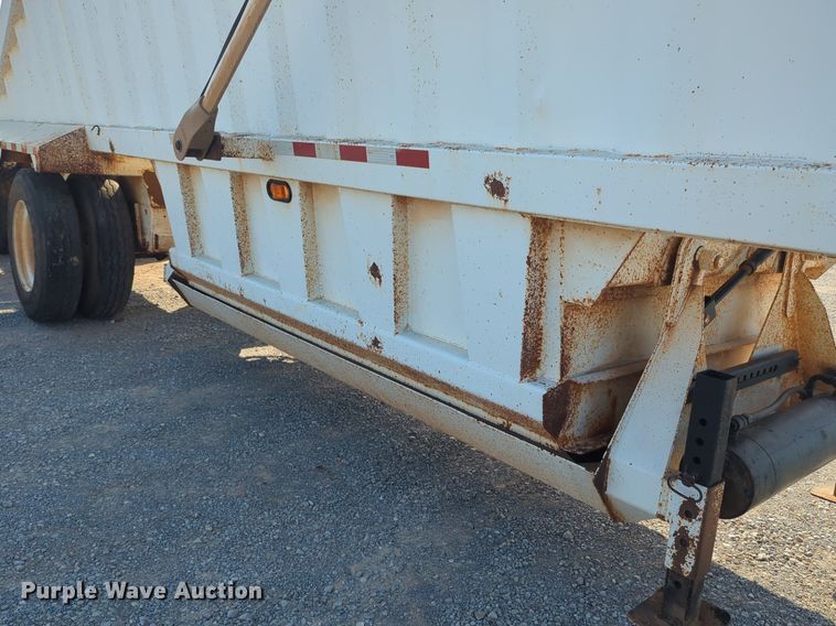 image for item EQ2001 2012 CTS BDT42 bottom dump trailer