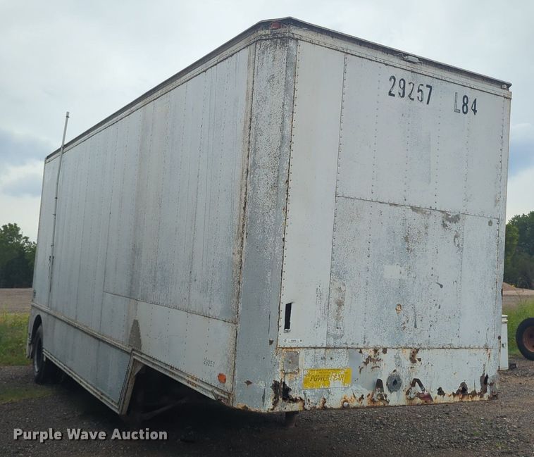 image for item EQ2076 1968 Kentucky trailer  dry van trailer