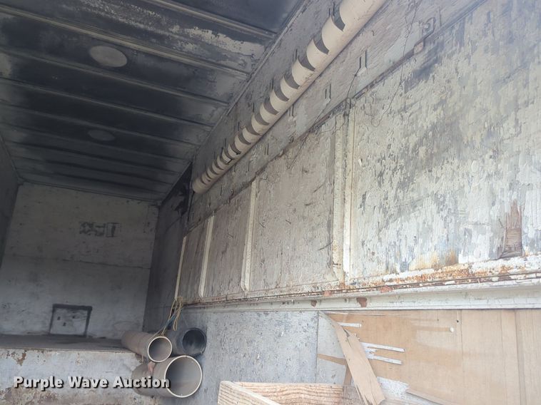 image for item EQ2076 1968 Kentucky trailer  dry van trailer