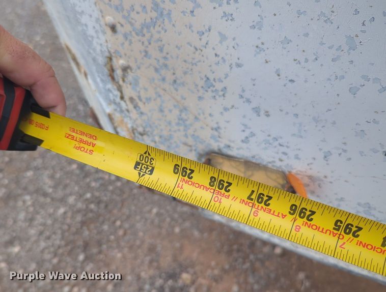 image for item EQ2076 1968 Kentucky trailer  dry van trailer