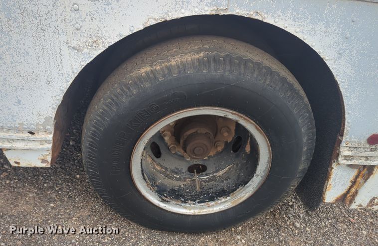 image for item EQ2076 1968 Kentucky trailer  dry van trailer