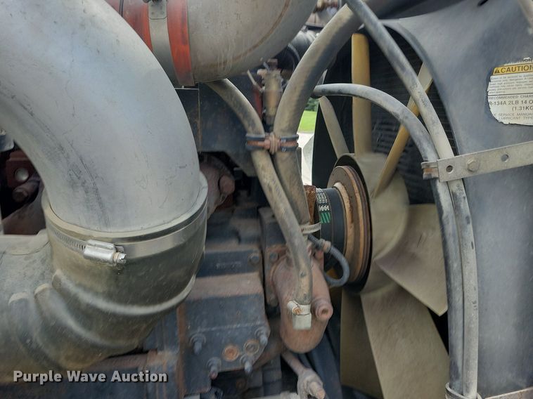 image for item KA9874 1995 Freightliner FLD120 semi truck