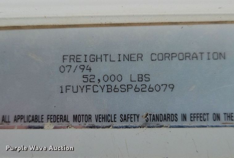 image for item KA9874 1995 Freightliner FLD120 semi truck
