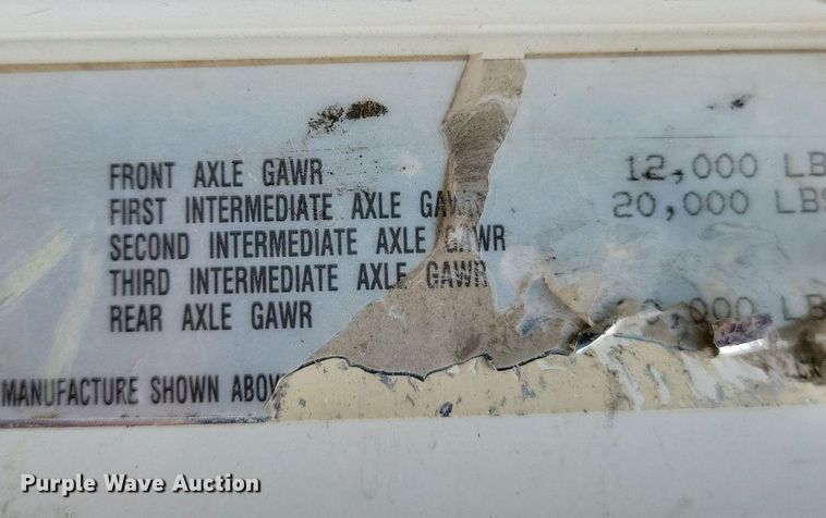 image for item KA9874 1995 Freightliner FLD120 semi truck