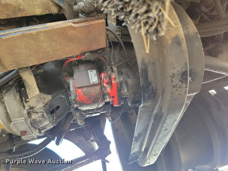 image for item KA9875 2003 Kenworth T800 semi truck