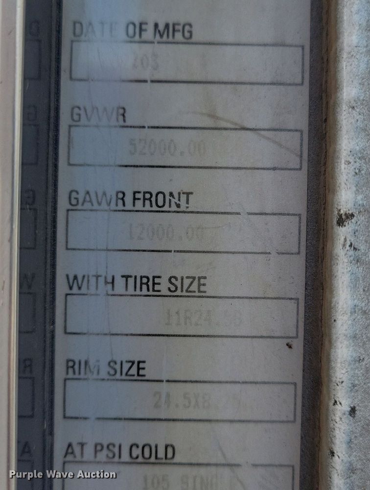 image for item KA9875 2003 Kenworth T800 semi truck