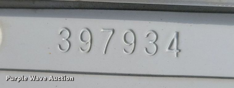 image for item KA9875 2003 Kenworth T800 semi truck