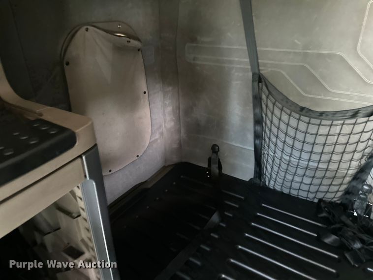 image for item LR9468 2017 Freightliner  Cascadia  semi truck