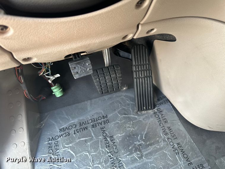 image for item LR9469 2017 Freightliner Cascadia semi truck