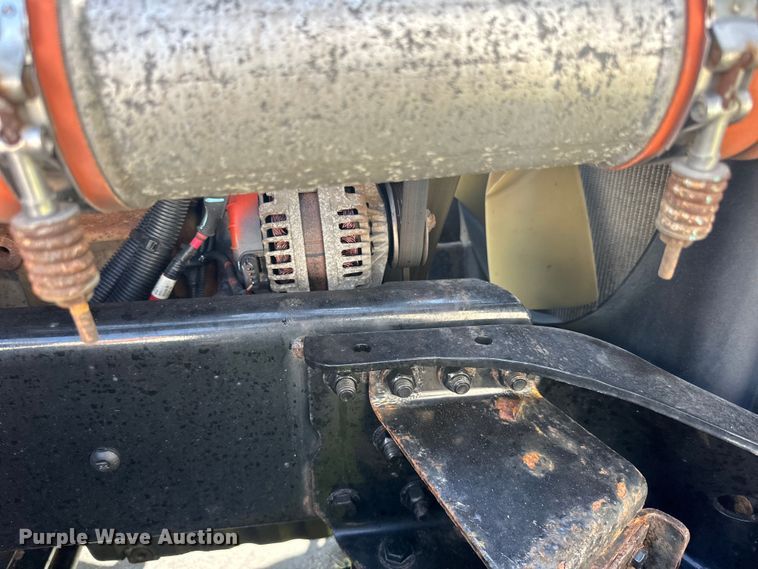 image for item LR9469 2017 Freightliner Cascadia semi truck