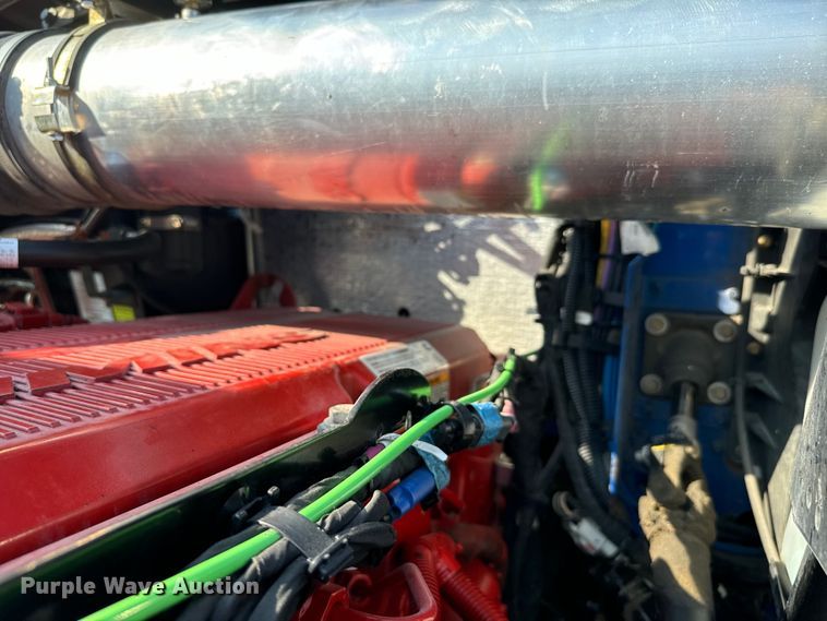 image for item NQ9754 2022 Kenworth W900 semi truck