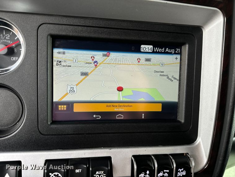 image for item NQ9756 2022 Kenworth W900 semi truck