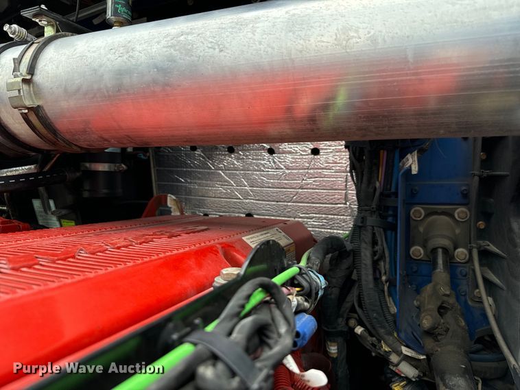 image for item NQ9756 2022 Kenworth W900 semi truck