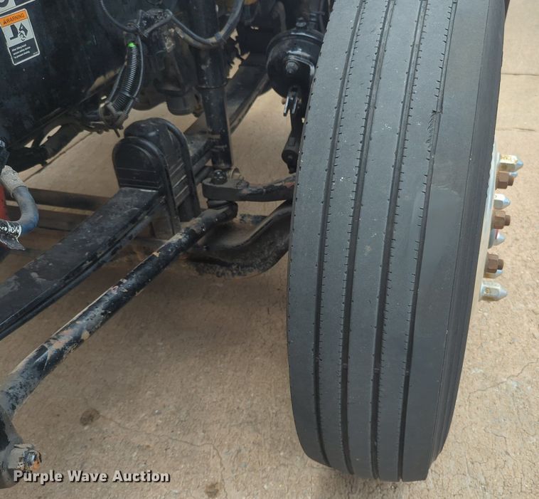 image for item NW9664 2016 Kenworth T800 semi truck