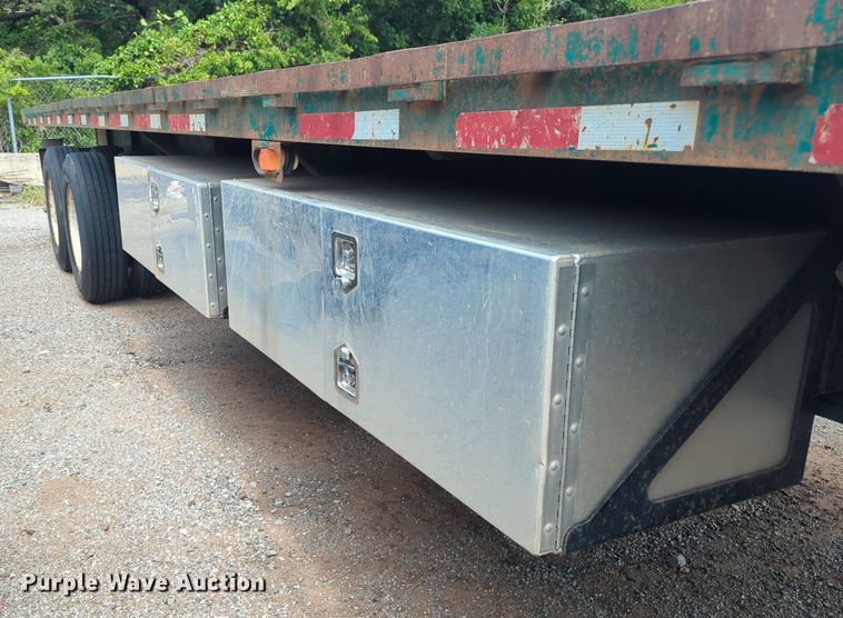 image for item NW9666 1993 Fontaine FTW-5-8048SLAW flatbed trailer