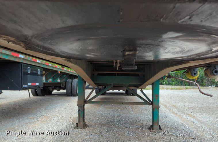 image for item NW9666 1993 Fontaine FTW-5-8048SLAW flatbed trailer