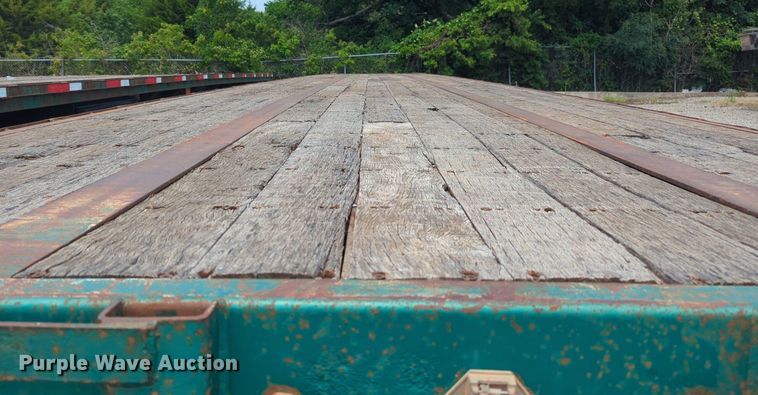 image for item NW9666 1993 Fontaine FTW-5-8048SLAW flatbed trailer