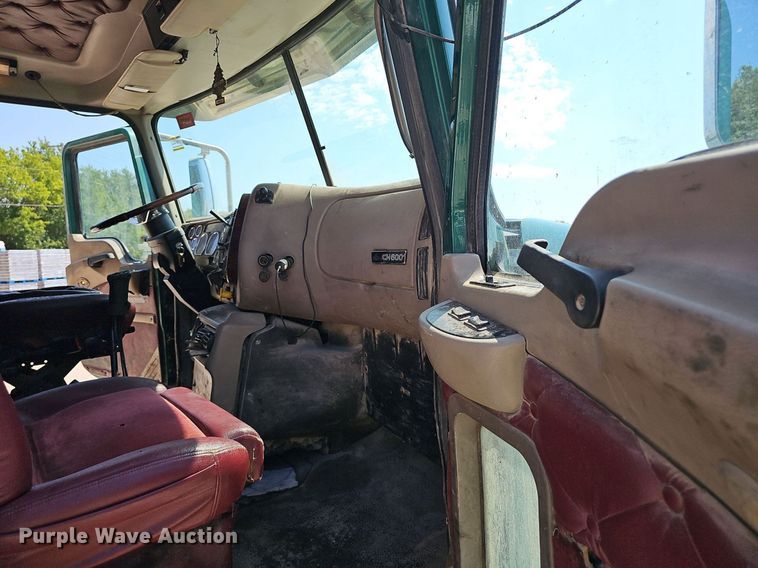 image for item NX9003 2007 Mack  CHN613 semi truck