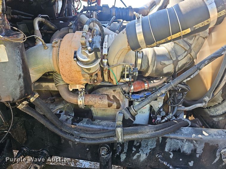 image for item NX9003 2007 Mack  CHN613 semi truck