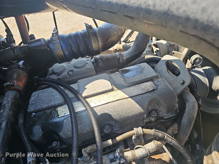 image for item NX9003 2007 Mack  CHN613 semi truck