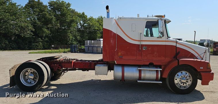 image for item NX9005 1994 White GMC  WIA semi truck