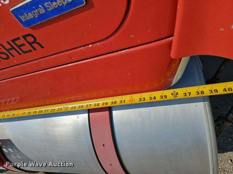 image for item NX9005 1994 White GMC  WIA semi truck