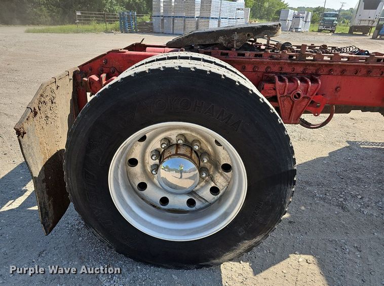 image for item NX9005 1994 White GMC  WIA semi truck