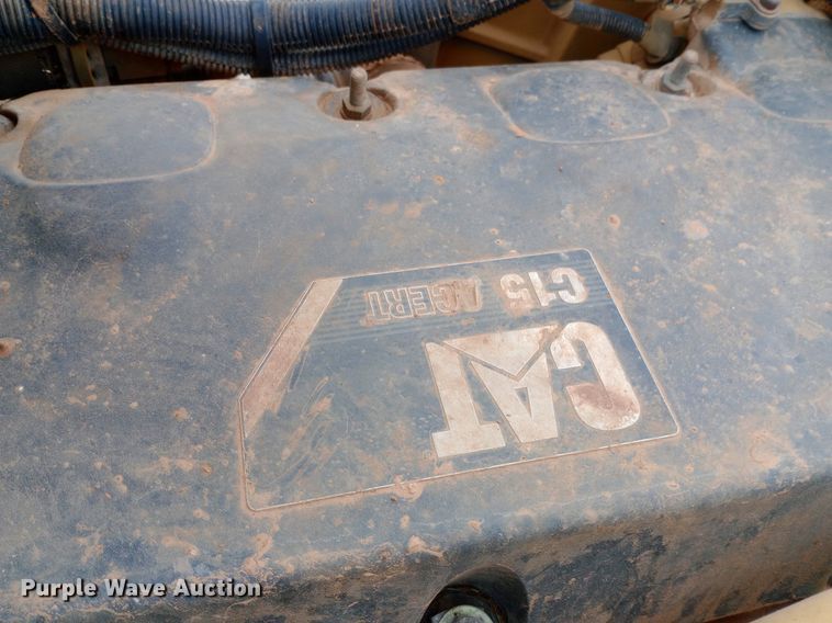 image for item NY9515 2011 Peterbilt 386 semi truck