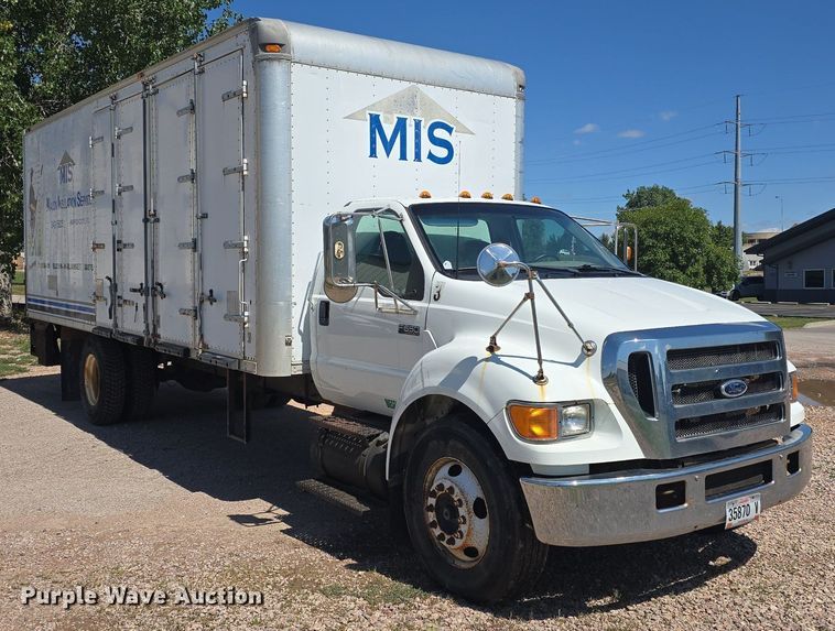 image for item OD9729 2006 Ford F650 Super Duty XL box truck