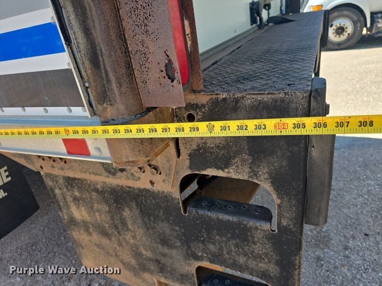 image for item OD9729 2006 Ford F650 Super Duty XL box truck