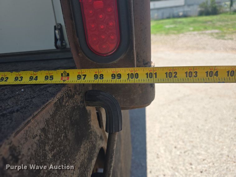 image for item OD9729 2006 Ford F650 Super Duty XL box truck