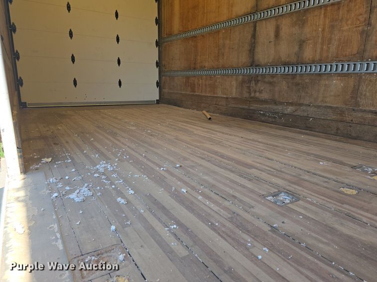 image for item OD9729 2006 Ford F650 Super Duty XL box truck