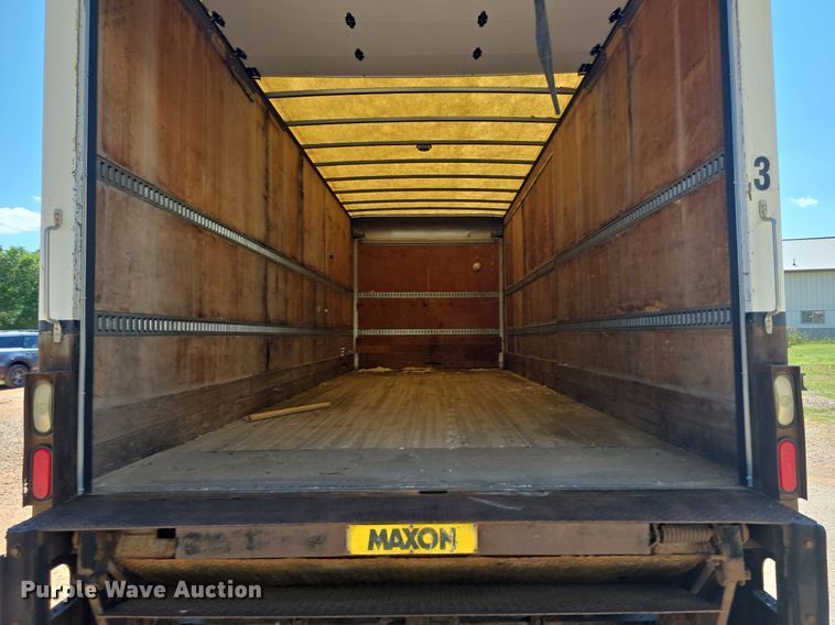 image for item OD9729 2006 Ford F650 Super Duty XL box truck