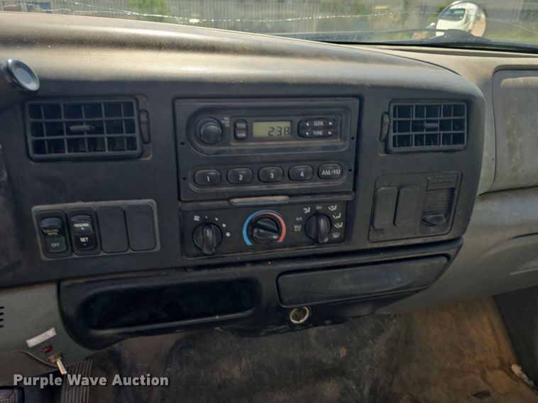 image for item OD9729 2006 Ford F650 Super Duty XL box truck