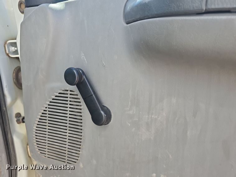 image for item OD9729 2006 Ford F650 Super Duty XL box truck