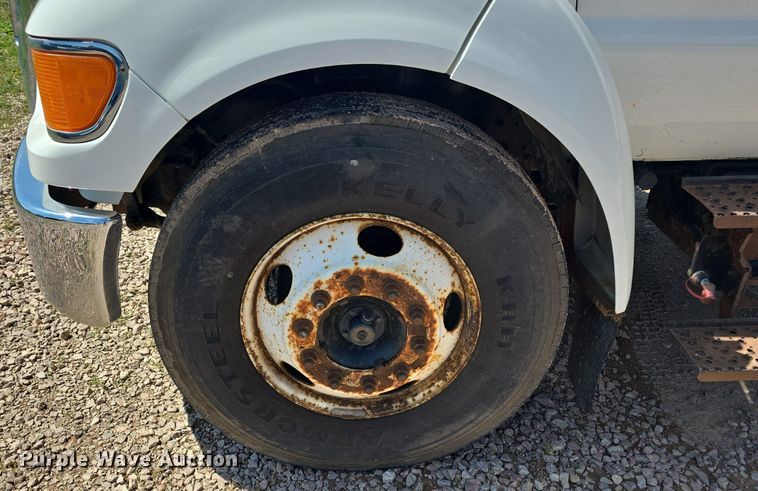 image for item OD9729 2006 Ford F650 Super Duty XL box truck