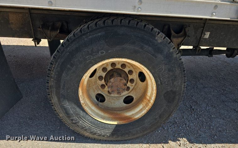 image for item OD9729 2006 Ford F650 Super Duty XL box truck