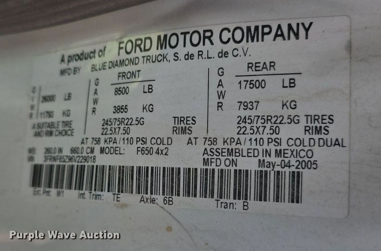 image for item OD9729 2006 Ford F650 Super Duty XL box truck