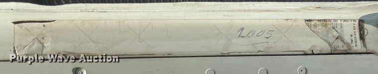 image for item OG9603 2005 Freightliner  Columbia semi truck