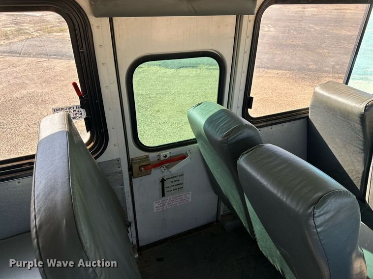 image for item DD3226 2005 Blue Bird school bus