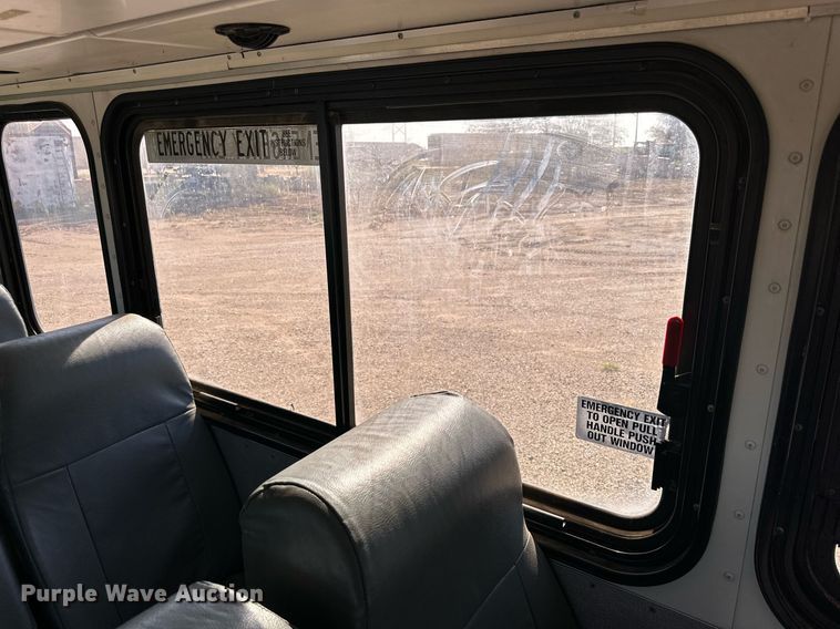 image for item DD3226 2005 Blue Bird school bus