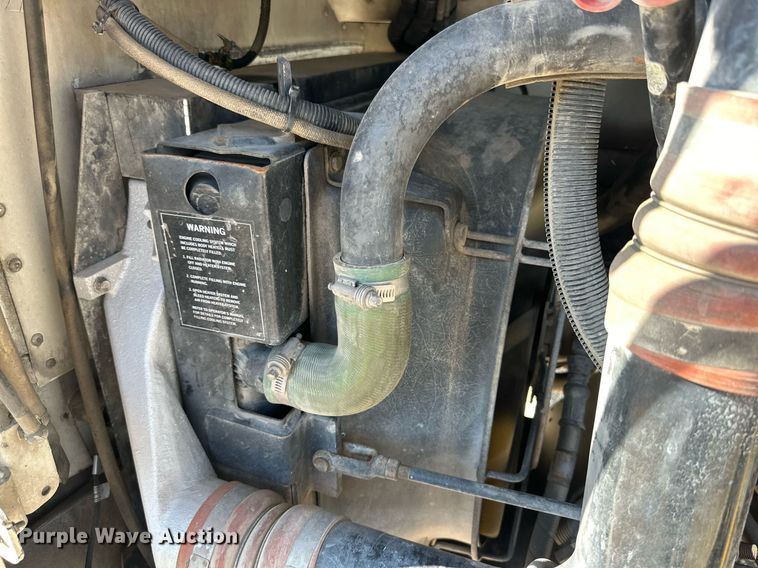 image for item DD3226 2005 Blue Bird school bus