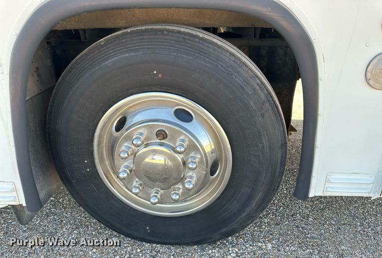 image for item DD3226 2005 Blue Bird school bus