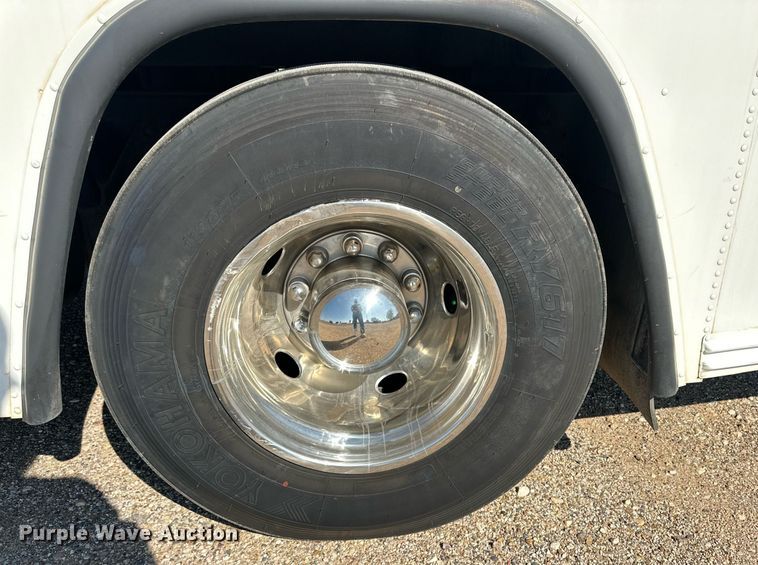 image for item DD3226 2005 Blue Bird school bus